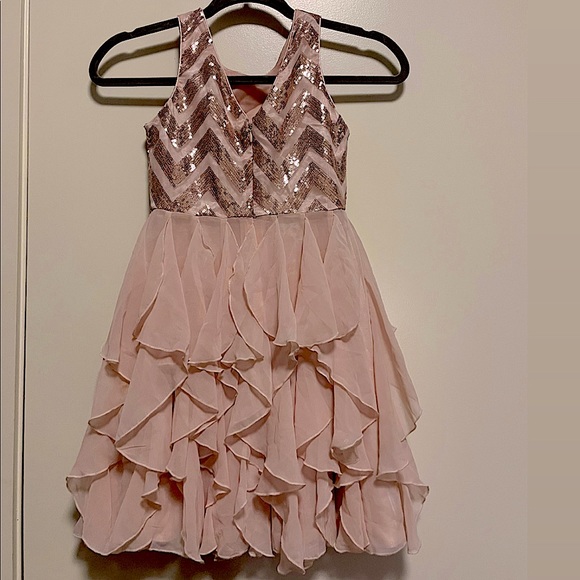 Emily West Dress - Picture 2 of 3